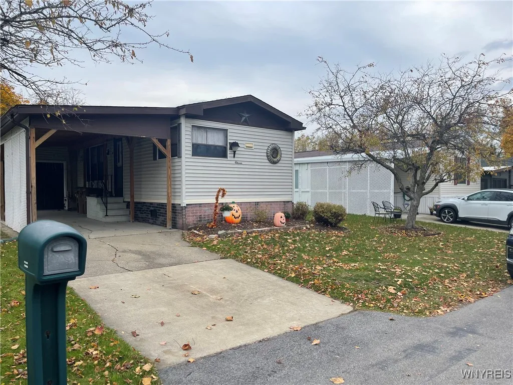 11 Melody Lane, Cheektowaga, New York 14225, Cheektowaga, New York 14225, 2 Bedrooms Bedrooms, 5 Rooms Rooms,1 BathroomBathrooms,Residential,For Sale,11 Melody Lane, Cheektowaga, New York 14225,0,B1648757