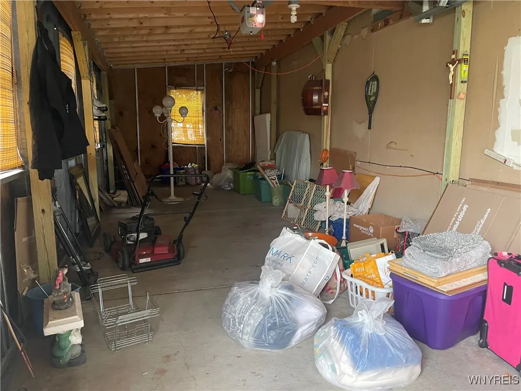 11 Melody Lane, Cheektowaga, New York 14225, Cheektowaga, New York 14225, 2 Bedrooms Bedrooms, 5 Rooms Rooms,1 BathroomBathrooms,Residential,For Sale,11 Melody Lane, Cheektowaga, New York 14225,0,B1648757