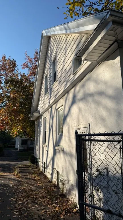 172 Moulson Street, Rochester, New York 14621, Rochester, New York 14621, 4 Bedrooms Bedrooms, 8 Rooms Rooms,2 BathroomsBathrooms,Residential,For Sale,172 Moulson Street, Rochester, New York 14621,0,R1648753