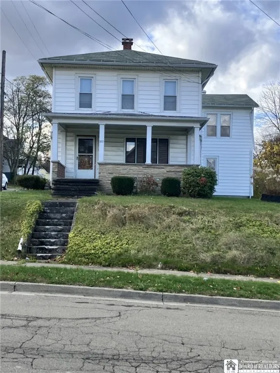 322 South Main Street, Jamestown, New York 14701, Jamestown, New York 14701, 7 Bedrooms Bedrooms, ,2 BathroomsBathrooms,Residential,Closed,322 South Main Street, Jamestown, New York 14701,0,R1648710