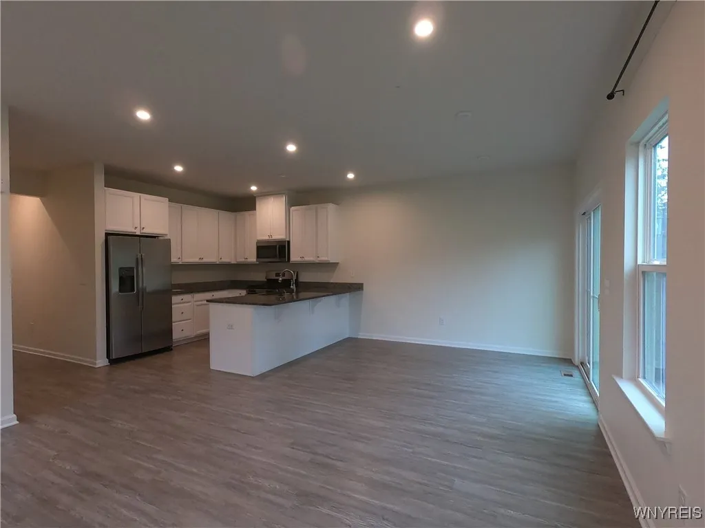 3581 Big Tree Road 10, Hamburg, New York 14075, Hamburg, New York 14075, 3 Bedrooms Bedrooms, 6 Rooms Rooms,2 BathroomsBathrooms,Residential,For Sale,3581 Big Tree Road 10, Hamburg, New York 14075,0,B1648725