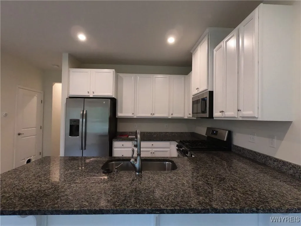 3581 Big Tree Road 10, Hamburg, New York 14075, Hamburg, New York 14075, 3 Bedrooms Bedrooms, 6 Rooms Rooms,2 BathroomsBathrooms,Residential,For Sale,3581 Big Tree Road 10, Hamburg, New York 14075,0,B1648725