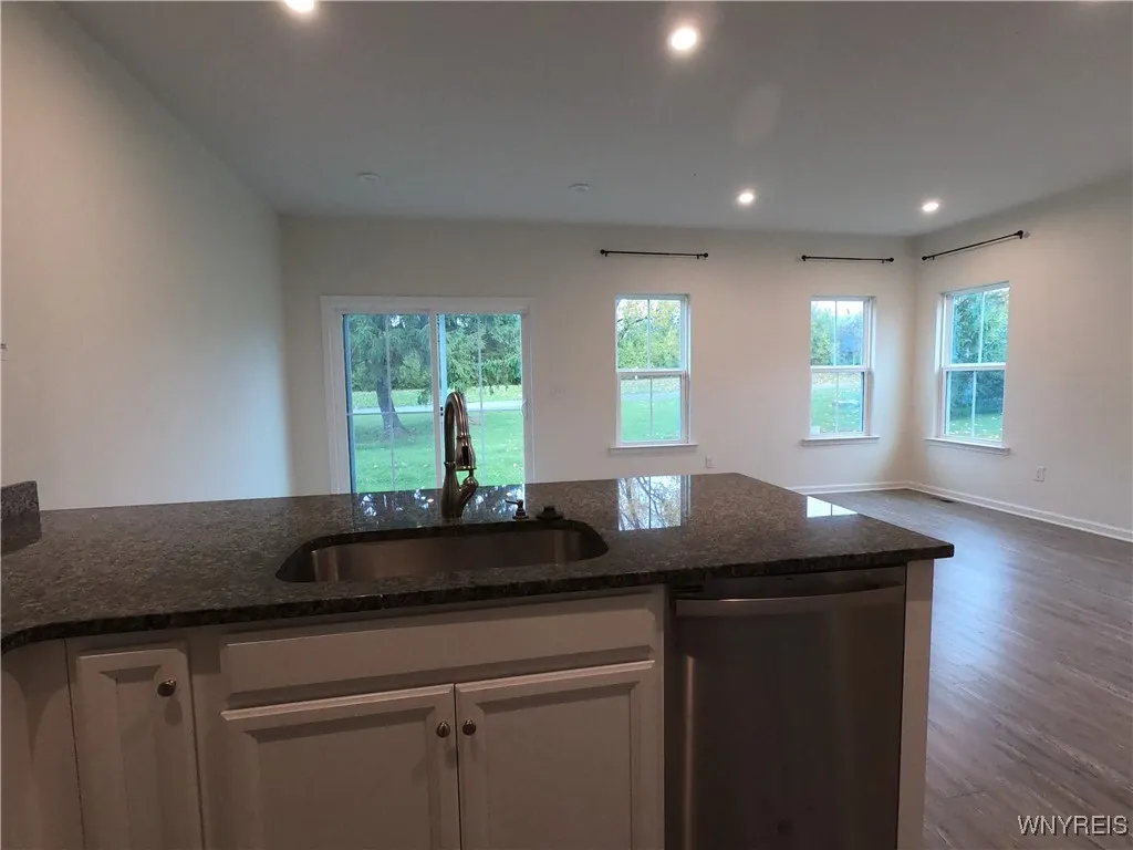 3581 Big Tree Road 10, Hamburg, New York 14075, Hamburg, New York 14075, 3 Bedrooms Bedrooms, 6 Rooms Rooms,2 BathroomsBathrooms,Residential,For Sale,3581 Big Tree Road 10, Hamburg, New York 14075,0,B1648725