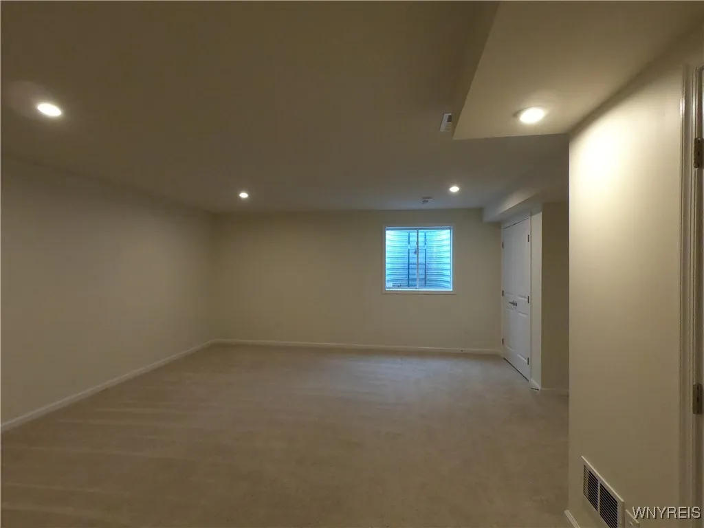 3581 Big Tree Road 10, Hamburg, New York 14075, Hamburg, New York 14075, 3 Bedrooms Bedrooms, 6 Rooms Rooms,2 BathroomsBathrooms,Residential,For Sale,3581 Big Tree Road 10, Hamburg, New York 14075,0,B1648725