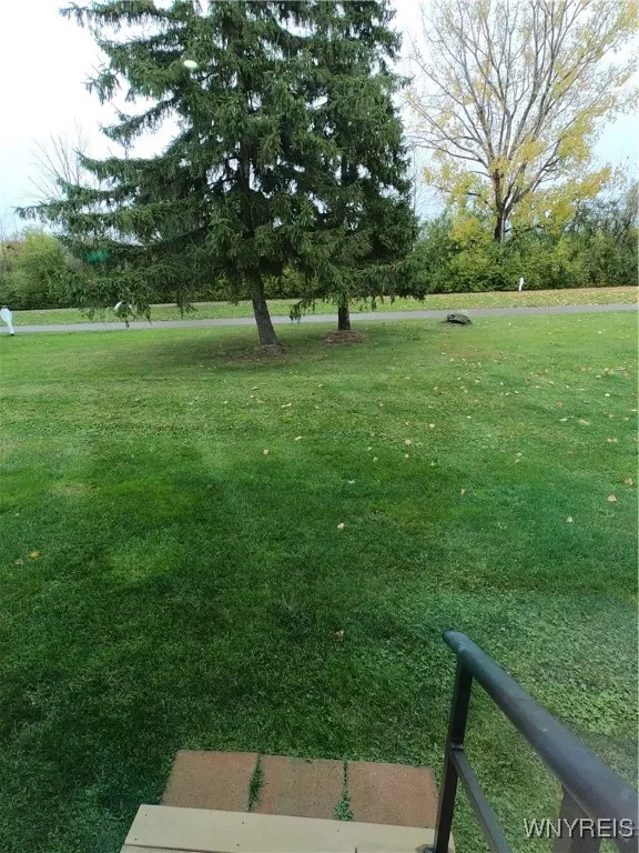 3581 Big Tree Road 10, Hamburg, New York 14075, Hamburg, New York 14075, 3 Bedrooms Bedrooms, 6 Rooms Rooms,2 BathroomsBathrooms,Residential,For Sale,3581 Big Tree Road 10, Hamburg, New York 14075,0,B1648725