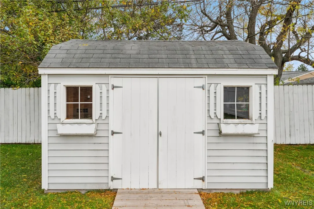 69 Maplegrove Avenue, Tonawanda, New York 14150, Tonawanda, New York 14150, 3 Bedrooms Bedrooms, 6 Rooms Rooms,1 BathroomBathrooms,Residential,For Sale,69 Maplegrove Avenue, Tonawanda, New York 14150,0,B1648808