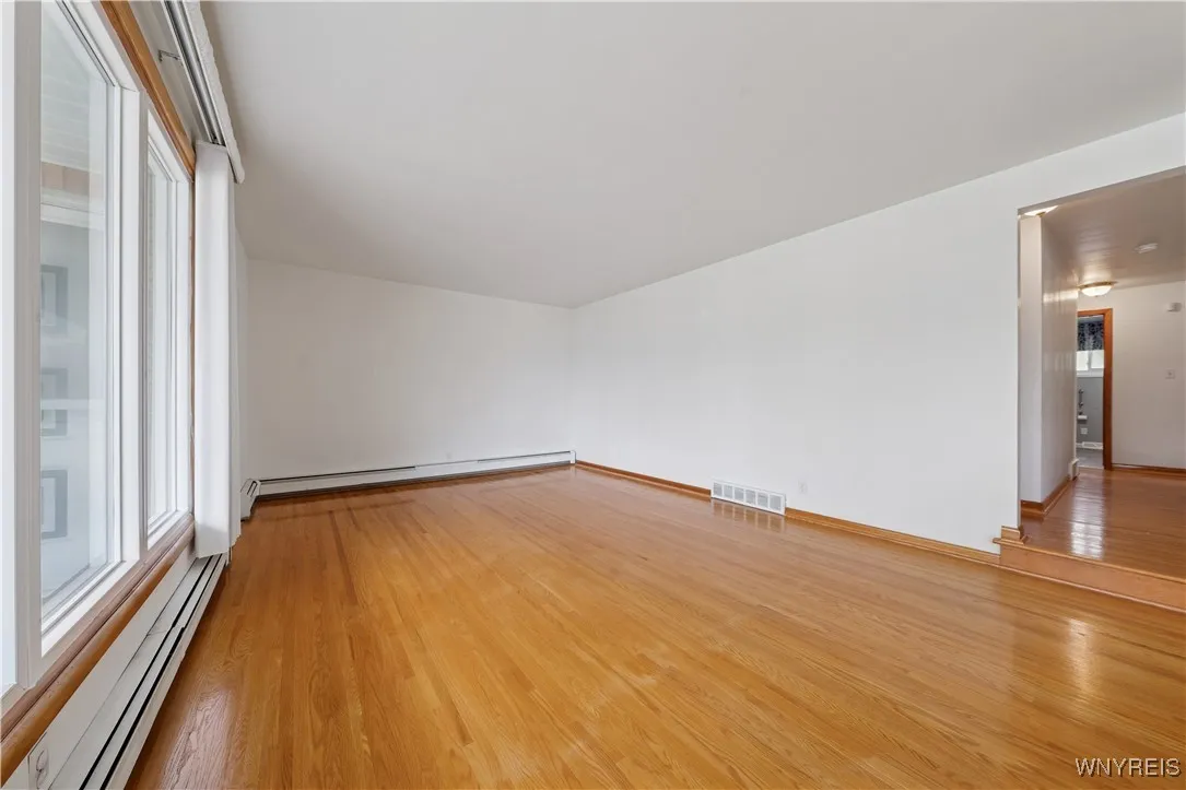 69 Maplegrove Avenue, Tonawanda, New York 14150, Tonawanda, New York 14150, 3 Bedrooms Bedrooms, 6 Rooms Rooms,1 BathroomBathrooms,Residential,For Sale,69 Maplegrove Avenue, Tonawanda, New York 14150,0,B1648808