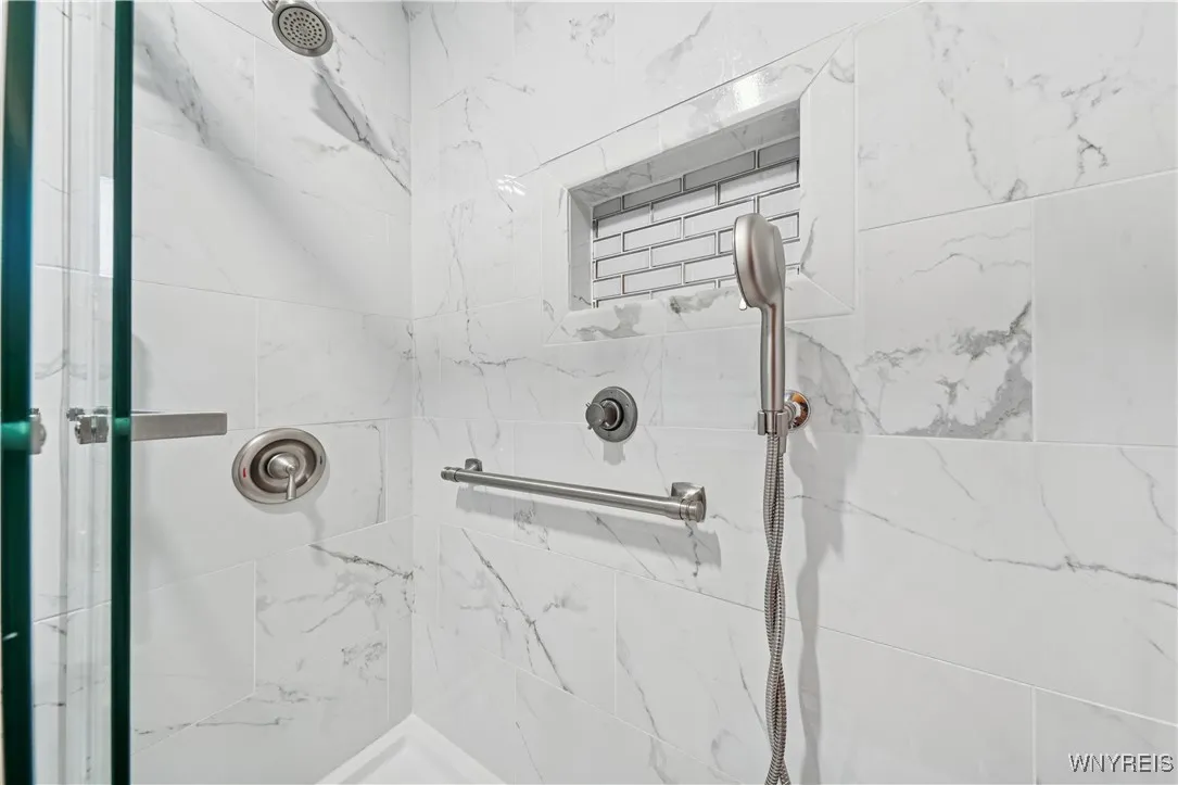 69 Maplegrove Avenue, Tonawanda, New York 14150, Tonawanda, New York 14150, 3 Bedrooms Bedrooms, 6 Rooms Rooms,1 BathroomBathrooms,Residential,For Sale,69 Maplegrove Avenue, Tonawanda, New York 14150,0,B1648808