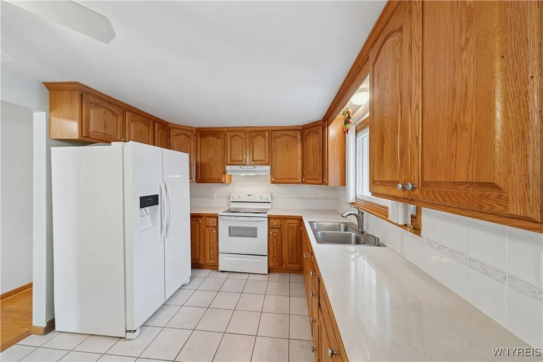 69 Maplegrove Avenue, Tonawanda, New York 14150, Tonawanda, New York 14150, 3 Bedrooms Bedrooms, 6 Rooms Rooms,1 BathroomBathrooms,Residential,For Sale,69 Maplegrove Avenue, Tonawanda, New York 14150,0,B1648808