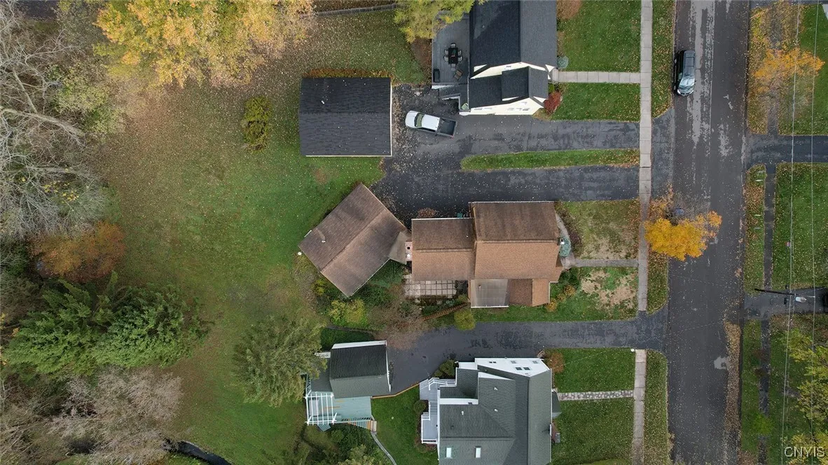 304 Cornwall Drive, Dewitt, New York 13214, De Witt, New York 13214, 4 Bedrooms Bedrooms, 8 Rooms Rooms,3 BathroomsBathrooms,Residential,For Sale,304 Cornwall Drive, Dewitt, New York 13214,0,S1648093