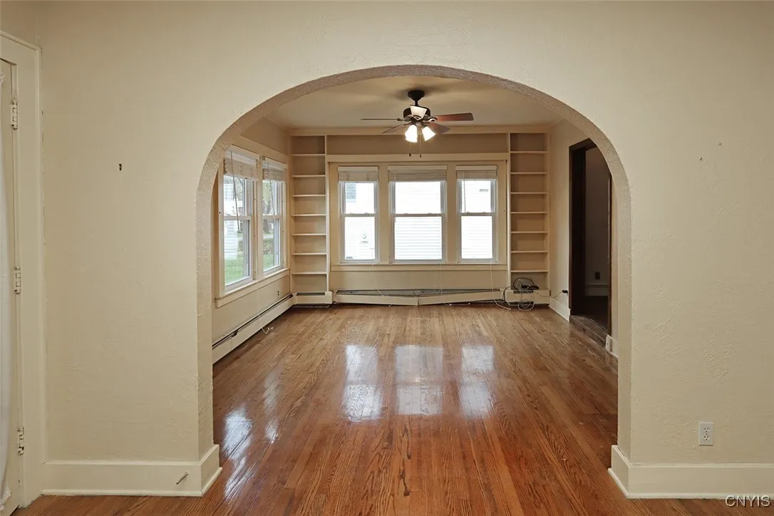 304 Cornwall Drive, Dewitt, New York 13214, De Witt, New York 13214, 4 Bedrooms Bedrooms, 8 Rooms Rooms,3 BathroomsBathrooms,Residential,For Sale,304 Cornwall Drive, Dewitt, New York 13214,0,S1648093