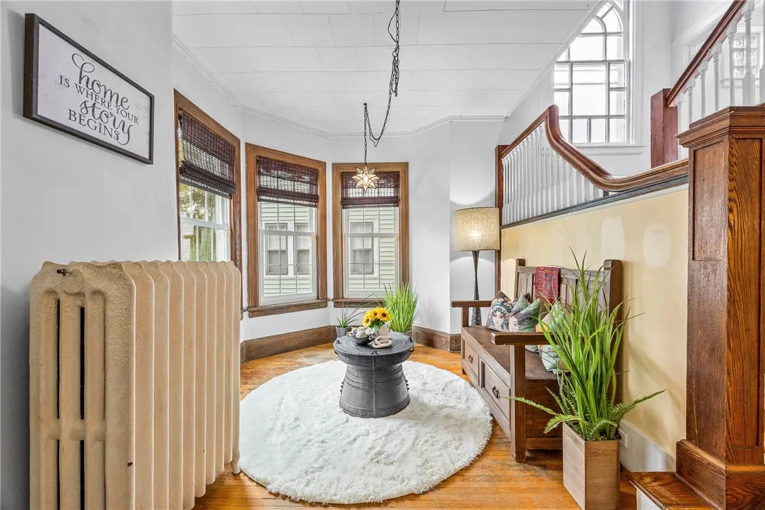 34 Riverside Street, Rochester, New York 14613, Rochester, New York 14613, 4 Bedrooms Bedrooms, 8 Rooms Rooms,1 BathroomBathrooms,Residential,For Sale,34 Riverside Street, Rochester, New York 14613,0,R1648768