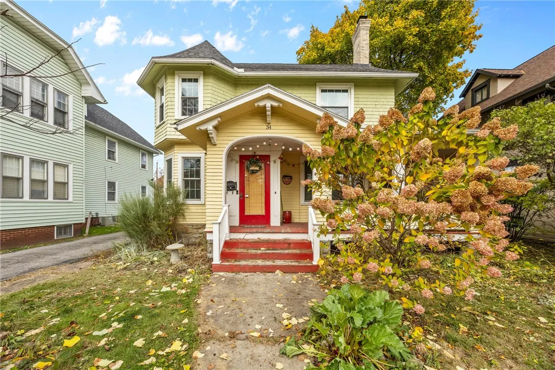 34 Riverside Street, Rochester, New York 14613, Rochester, New York 14613, 4 Bedrooms Bedrooms, 8 Rooms Rooms,1 BathroomBathrooms,Residential,For Sale,34 Riverside Street, Rochester, New York 14613,0,R1648768