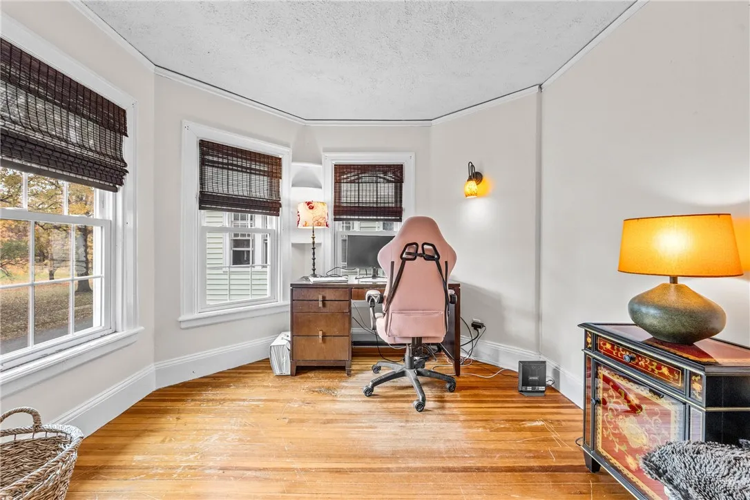 34 Riverside Street, Rochester, New York 14613, Rochester, New York 14613, 4 Bedrooms Bedrooms, 8 Rooms Rooms,1 BathroomBathrooms,Residential,For Sale,34 Riverside Street, Rochester, New York 14613,0,R1648768