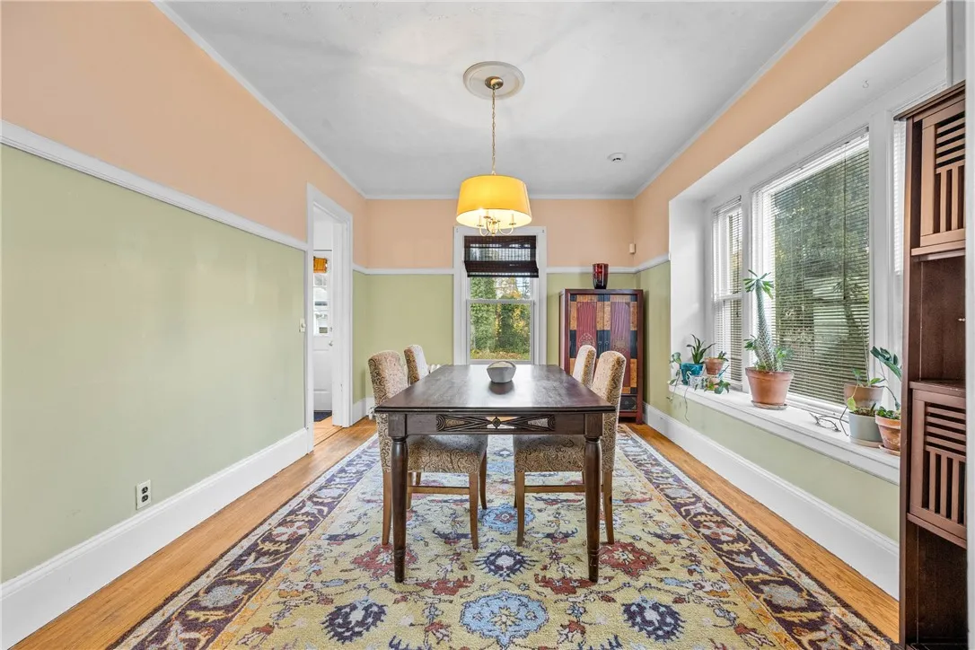 34 Riverside Street, Rochester, New York 14613, Rochester, New York 14613, 4 Bedrooms Bedrooms, 8 Rooms Rooms,1 BathroomBathrooms,Residential,For Sale,34 Riverside Street, Rochester, New York 14613,0,R1648768