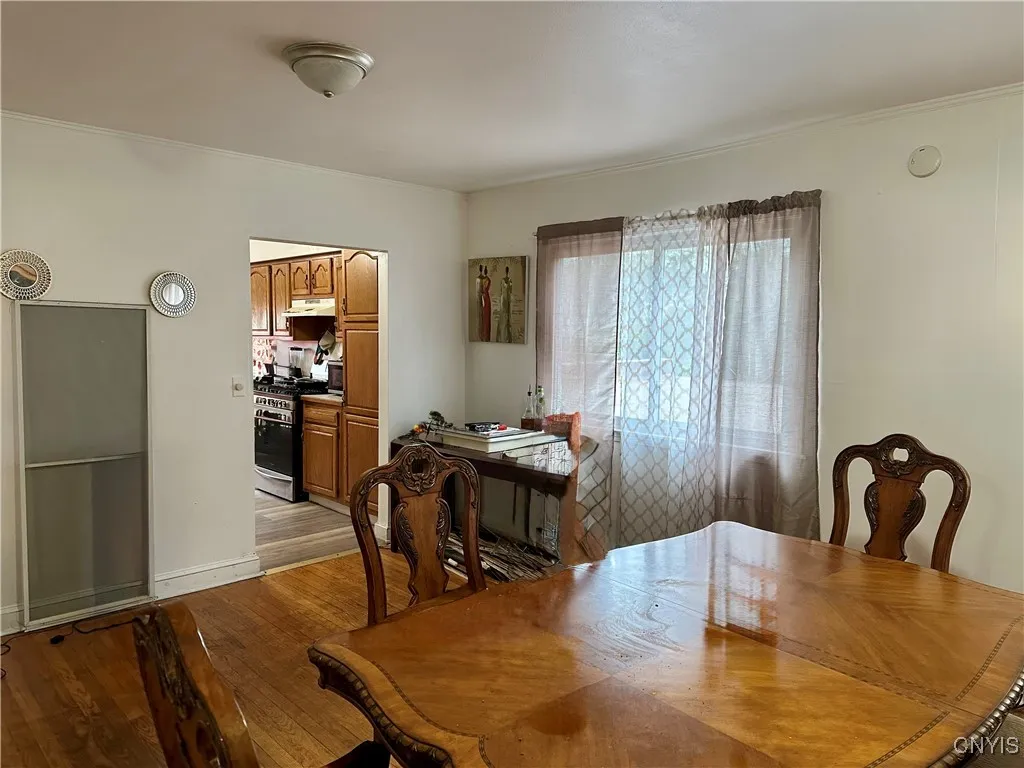 1128 Westcott Street, Syracuse, New York 13210, Syracuse, New York 13210, 4 Bedrooms Bedrooms, 7 Rooms Rooms,1 BathroomBathrooms,Residential,For Sale,1128 Westcott Street, Syracuse, New York 13210,0,S1648498