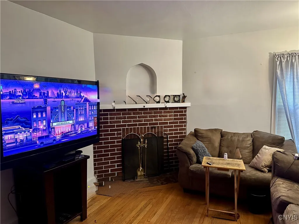 1128 Westcott Street, Syracuse, New York 13210, Syracuse, New York 13210, 4 Bedrooms Bedrooms, 7 Rooms Rooms,1 BathroomBathrooms,Residential,For Sale,1128 Westcott Street, Syracuse, New York 13210,0,S1648498