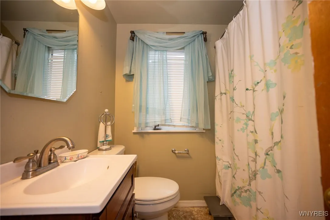 119 Jasper Drive, Amherst, New York 14226, Amherst, New York 14226, 3 Bedrooms Bedrooms, 8 Rooms Rooms,2 BathroomsBathrooms,Residential,For Sale,119 Jasper Drive, Amherst, New York 14226,0,B1648751