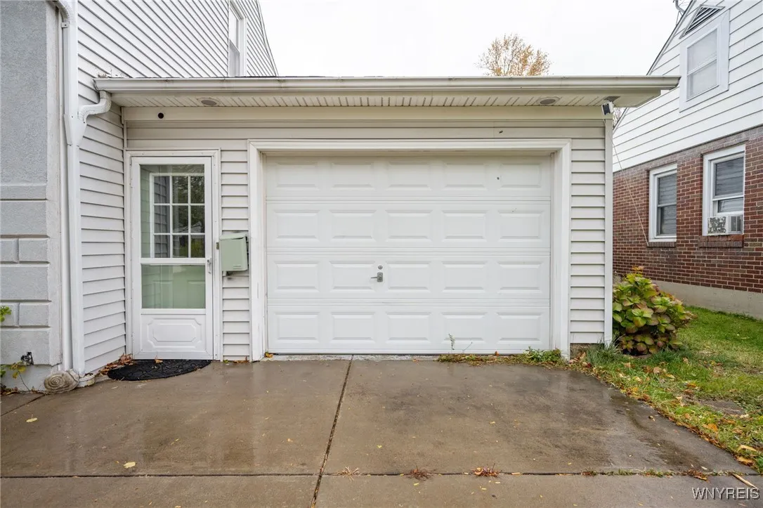 119 Jasper Drive, Amherst, New York 14226, Amherst, New York 14226, 3 Bedrooms Bedrooms, 8 Rooms Rooms,2 BathroomsBathrooms,Residential,For Sale,119 Jasper Drive, Amherst, New York 14226,0,B1648751