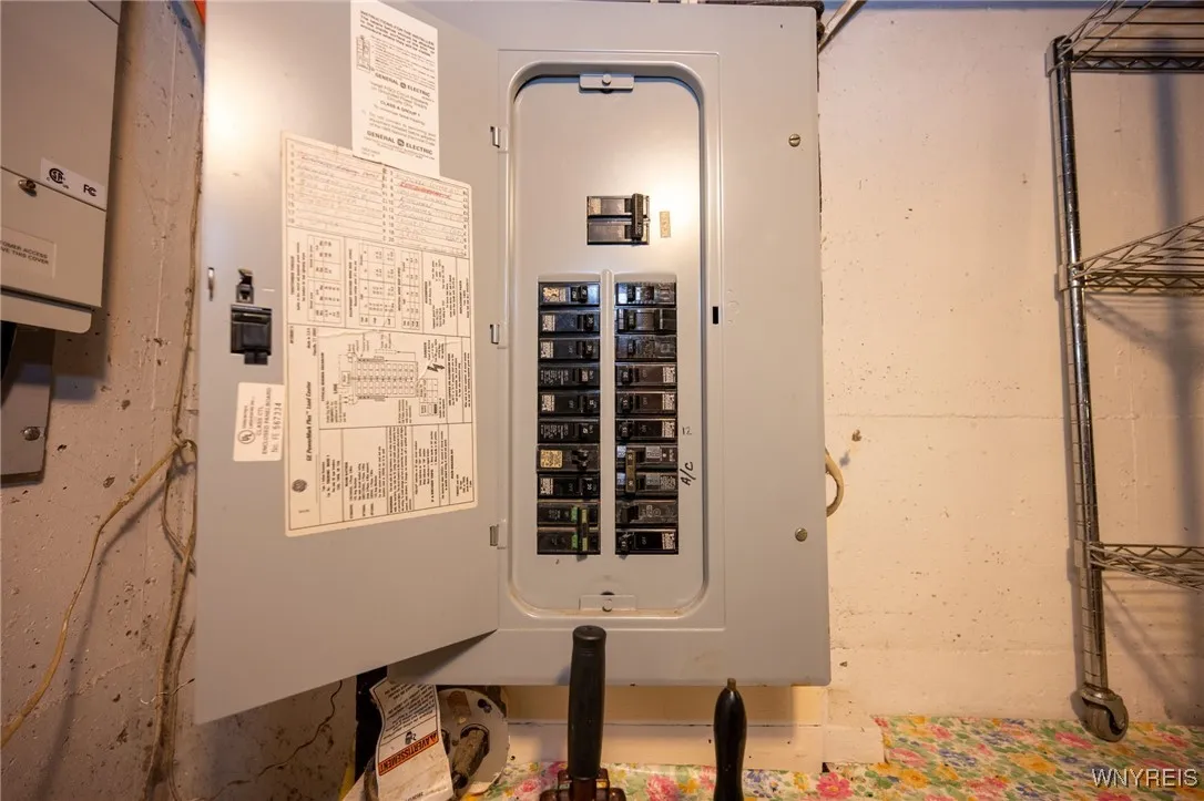 119 Jasper Drive, Amherst, New York 14226, Amherst, New York 14226, 3 Bedrooms Bedrooms, 8 Rooms Rooms,2 BathroomsBathrooms,Residential,For Sale,119 Jasper Drive, Amherst, New York 14226,0,B1648751