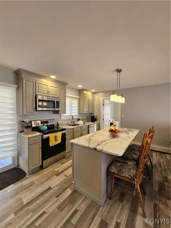 1305 Fairwood Drive, Utica, New York 13502, Utica, New York 13502, 4 Bedrooms Bedrooms, 6 Rooms Rooms,1 BathroomBathrooms,Residential,For Sale,1305 Fairwood Drive, Utica, New York 13502,0,S1648537