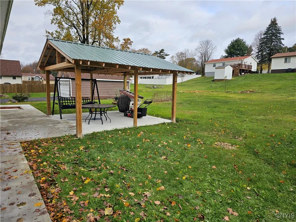 1305 Fairwood Drive, Utica, New York 13502, Utica, New York 13502, 4 Bedrooms Bedrooms, 6 Rooms Rooms,1 BathroomBathrooms,Residential,For Sale,1305 Fairwood Drive, Utica, New York 13502,0,S1648537