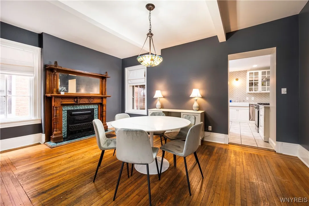 57 Mariner Street, Buffalo, New York 14201, Buffalo, New York 14201, 2 Bedrooms Bedrooms, 6 Rooms Rooms,2 BathroomsBathrooms,Residential,For Sale,57 Mariner Street, Buffalo, New York 14201,0,B1648250