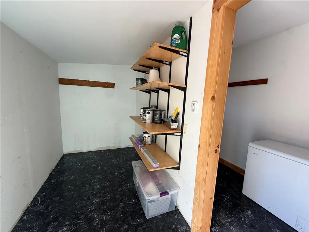 15 State Street, Manchester, New York 14504, Manchester, New York 14504, 3 Bedrooms Bedrooms, 8 Rooms Rooms,1 BathroomBathrooms,Residential,For Sale,15 State Street, Manchester, New York 14504,0,R1646246