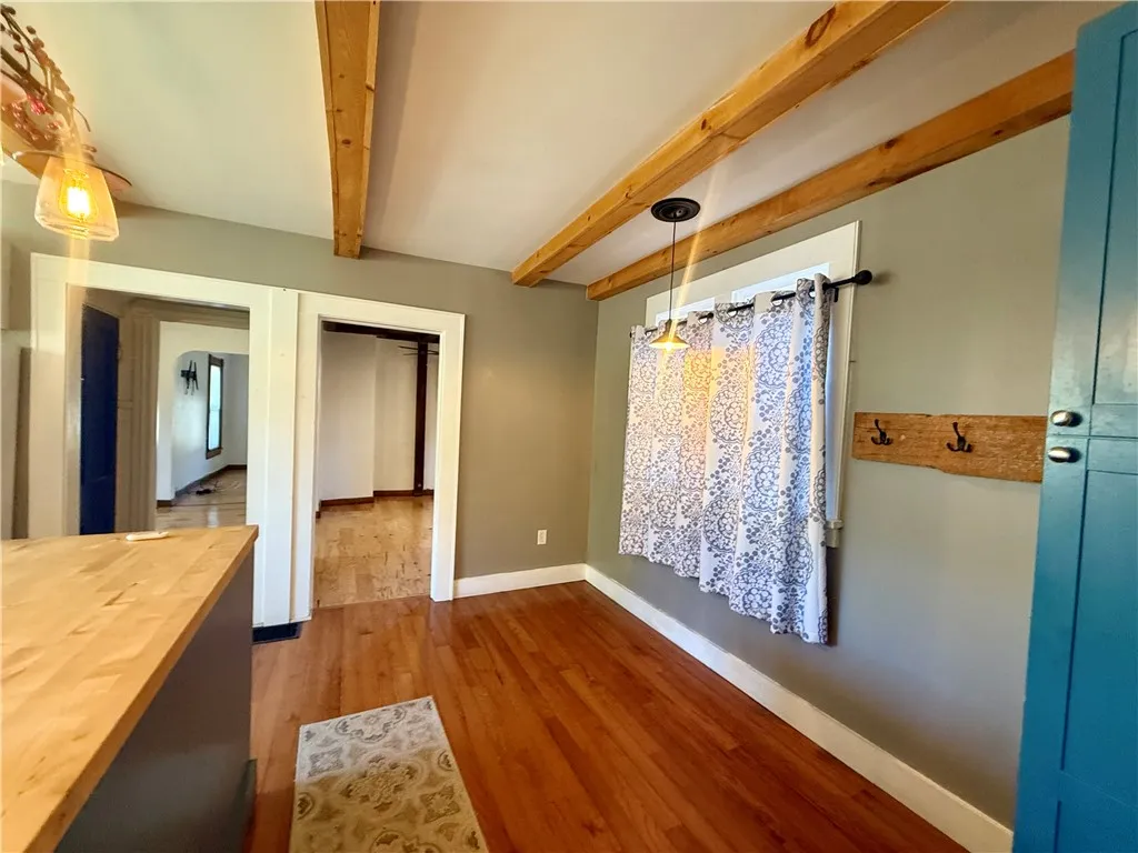 15 State Street, Manchester, New York 14504, Manchester, New York 14504, 3 Bedrooms Bedrooms, 8 Rooms Rooms,1 BathroomBathrooms,Residential,For Sale,15 State Street, Manchester, New York 14504,0,R1646246