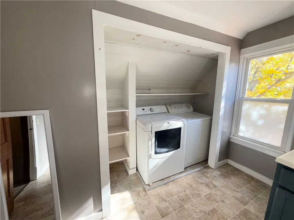 15 State Street, Manchester, New York 14504, Manchester, New York 14504, 3 Bedrooms Bedrooms, 8 Rooms Rooms,1 BathroomBathrooms,Residential,For Sale,15 State Street, Manchester, New York 14504,0,R1646246