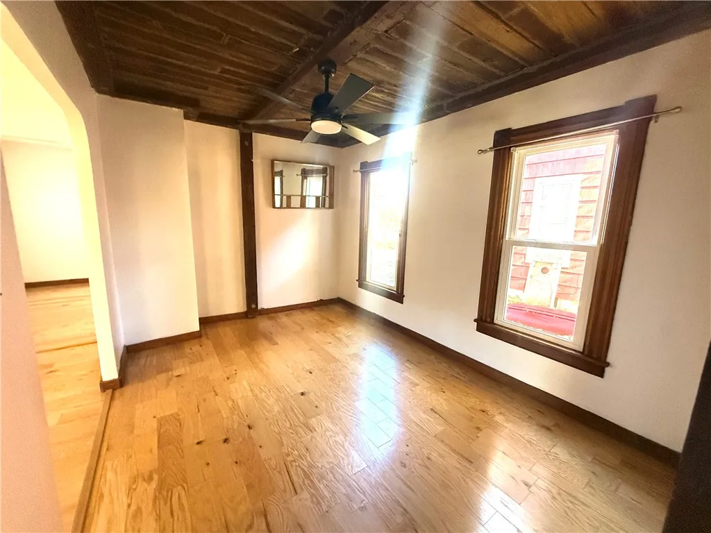 15 State Street, Manchester, New York 14504, Manchester, New York 14504, 3 Bedrooms Bedrooms, 8 Rooms Rooms,1 BathroomBathrooms,Residential,For Sale,15 State Street, Manchester, New York 14504,0,R1646246