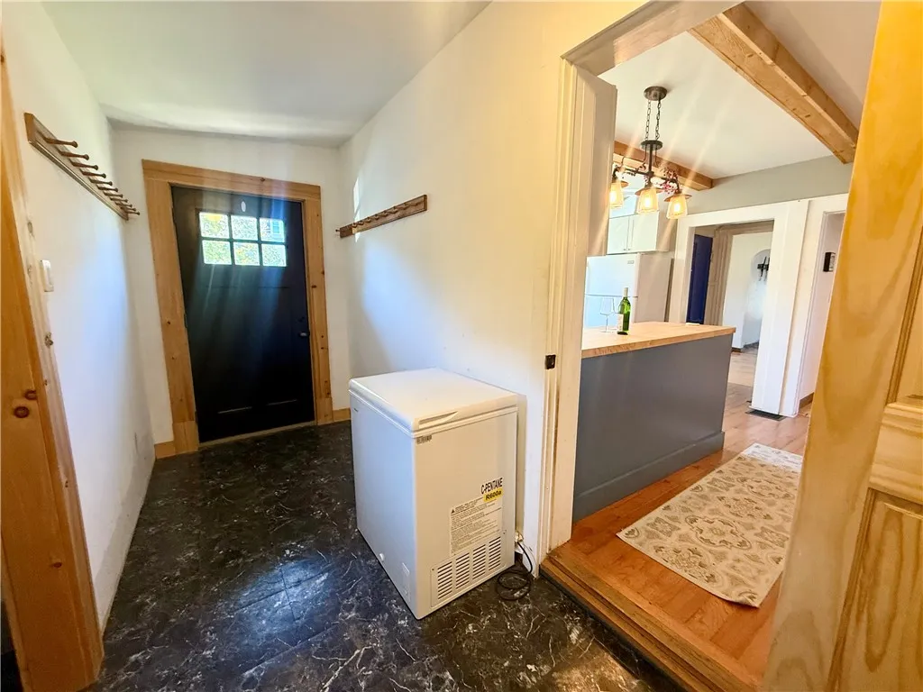 15 State Street, Manchester, New York 14504, Manchester, New York 14504, 3 Bedrooms Bedrooms, 8 Rooms Rooms,1 BathroomBathrooms,Residential,For Sale,15 State Street, Manchester, New York 14504,0,R1646246