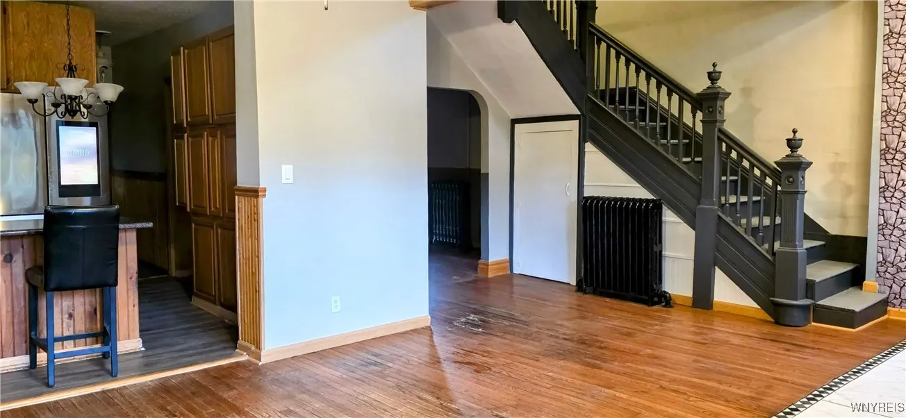 37 Bloomfield Avenue, Buffalo, New York 14220, Buffalo, New York 14220, 4 Bedrooms Bedrooms, 7 Rooms Rooms,2 BathroomsBathrooms,Residential,For Sale,37 Bloomfield Avenue, Buffalo, New York 14220,0,B1648656