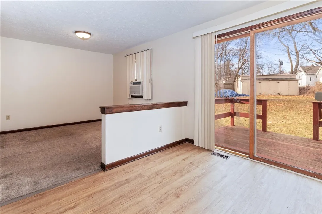 1157 Genesee Street, Rochester, New York 14611, Rochester, New York 14611, 3 Bedrooms Bedrooms, 8 Rooms Rooms,1 BathroomBathrooms,Residential Lease,For Rent,1157 Genesee Street, Rochester, New York 14611,0,R1648912