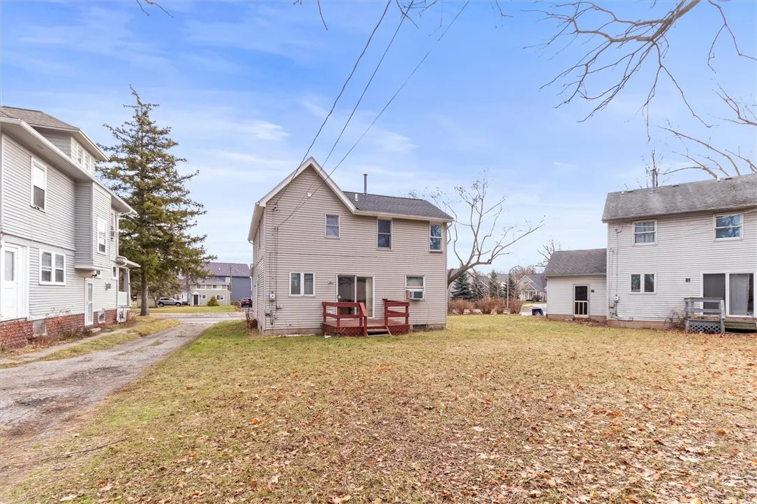 1157 Genesee Street, Rochester, New York 14611, Rochester, New York 14611, 3 Bedrooms Bedrooms, 8 Rooms Rooms,1 BathroomBathrooms,Residential Lease,For Rent,1157 Genesee Street, Rochester, New York 14611,0,R1648912