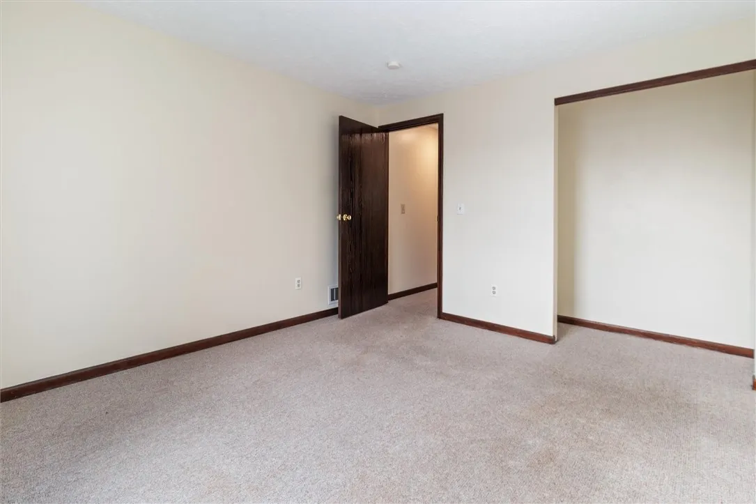 1157 Genesee Street, Rochester, New York 14611, Rochester, New York 14611, 3 Bedrooms Bedrooms, 8 Rooms Rooms,1 BathroomBathrooms,Residential Lease,For Rent,1157 Genesee Street, Rochester, New York 14611,0,R1648912