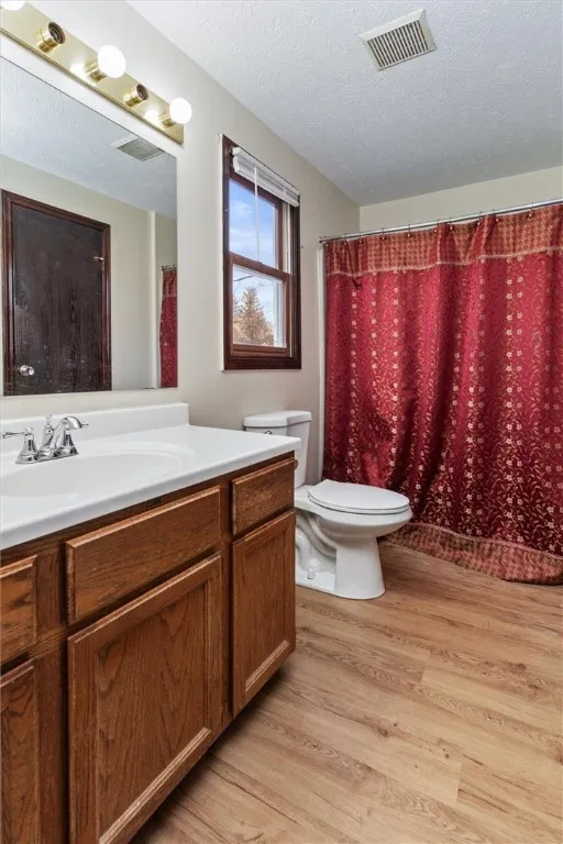 1157 Genesee Street, Rochester, New York 14611, Rochester, New York 14611, 3 Bedrooms Bedrooms, 8 Rooms Rooms,1 BathroomBathrooms,Residential Lease,For Rent,1157 Genesee Street, Rochester, New York 14611,0,R1648912