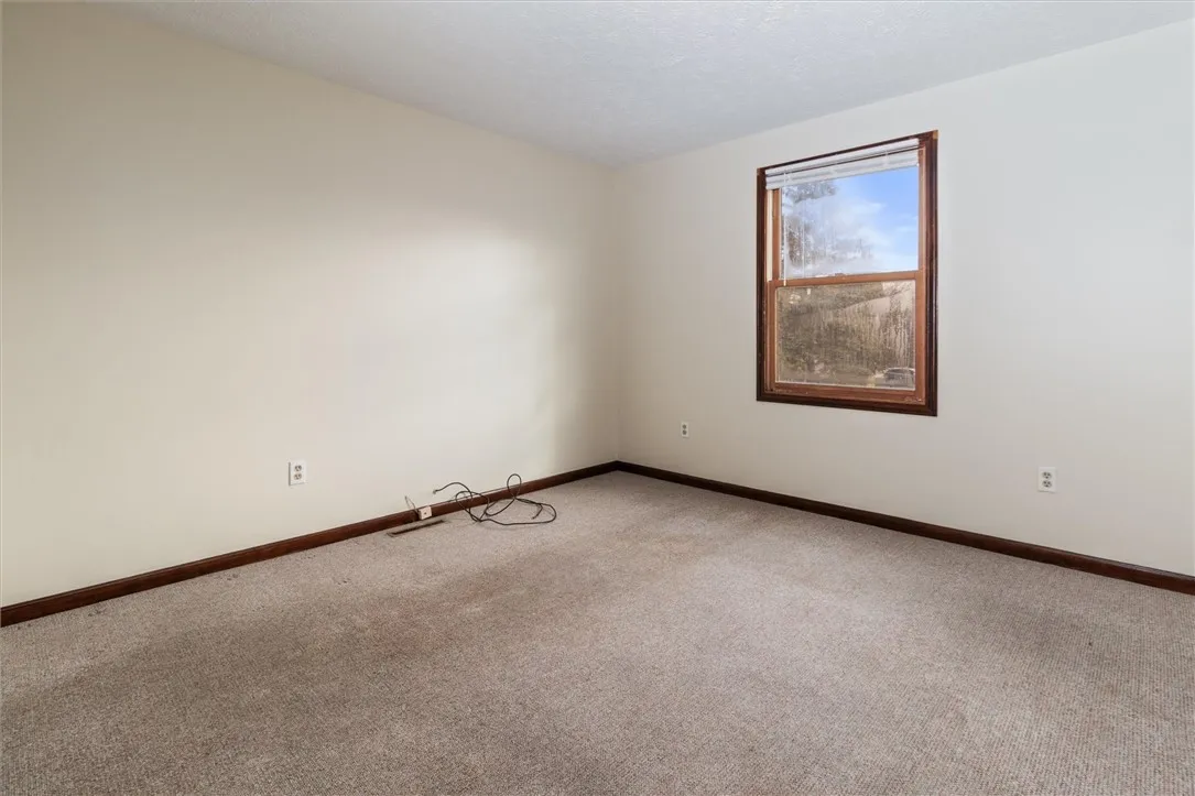 1157 Genesee Street, Rochester, New York 14611, Rochester, New York 14611, 3 Bedrooms Bedrooms, 8 Rooms Rooms,1 BathroomBathrooms,Residential Lease,For Rent,1157 Genesee Street, Rochester, New York 14611,0,R1648912