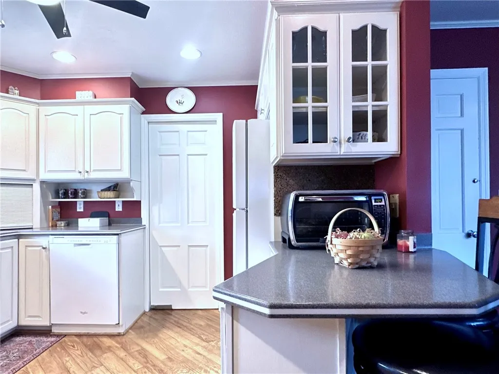 73 Durland Avenue, Elmira, New York 14905, Elmira, New York 14905, 3 Bedrooms Bedrooms, 10 Rooms Rooms,2 BathroomsBathrooms,Residential,For Sale,73 Durland Avenue, Elmira, New York 14905,0,R1648412