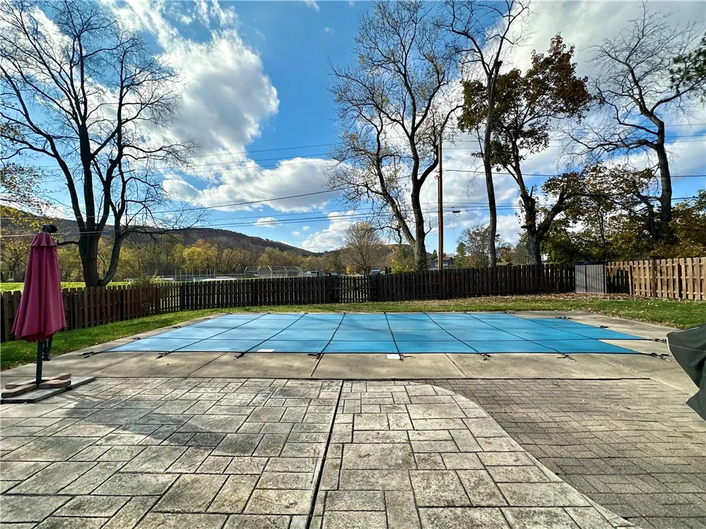 73 Durland Avenue, Elmira, New York 14905, Elmira, New York 14905, 3 Bedrooms Bedrooms, 10 Rooms Rooms,2 BathroomsBathrooms,Residential,For Sale,73 Durland Avenue, Elmira, New York 14905,0,R1648412