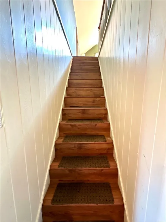 73 Durland Avenue, Elmira, New York 14905, Elmira, New York 14905, 3 Bedrooms Bedrooms, 10 Rooms Rooms,2 BathroomsBathrooms,Residential,For Sale,73 Durland Avenue, Elmira, New York 14905,0,R1648412