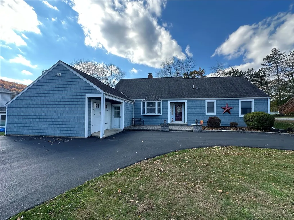 73 Durland Avenue, Elmira, New York 14905, Elmira, New York 14905, 3 Bedrooms Bedrooms, 10 Rooms Rooms,2 BathroomsBathrooms,Residential,For Sale,73 Durland Avenue, Elmira, New York 14905,0,R1648412