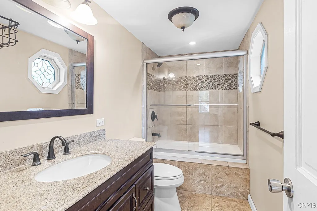 5 Glencrest Blvd, New Hartford, New York 13413, New Hartford, New York 13413, 4 Bedrooms Bedrooms, 11 Rooms Rooms,2 BathroomsBathrooms,Residential,For Sale,5 Glencrest Blvd, New Hartford, New York 13413,0,S1646087