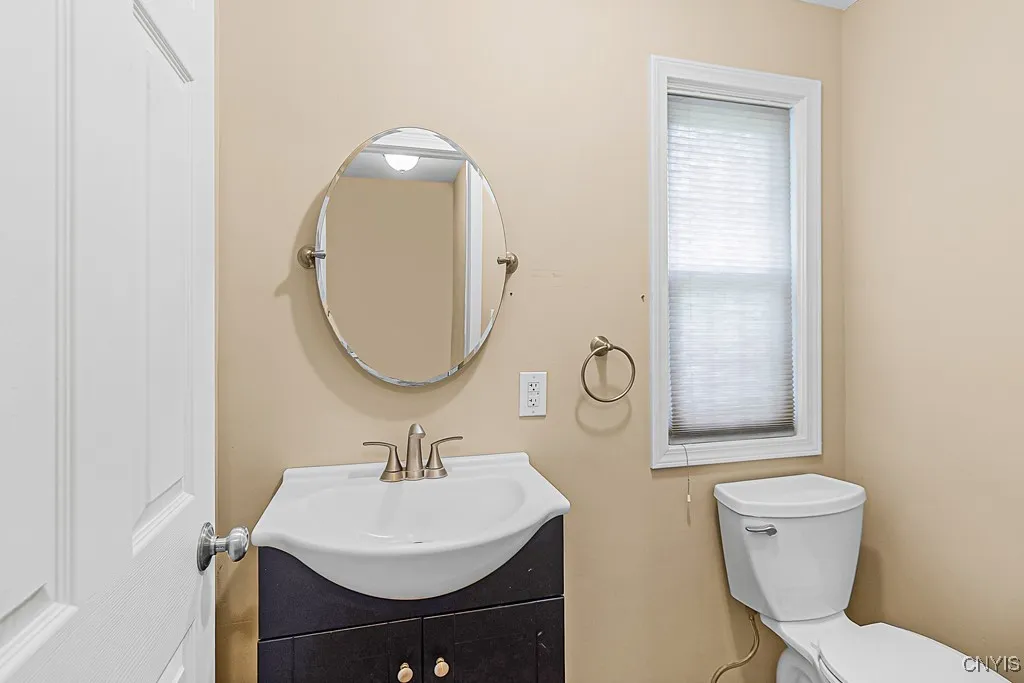 5 Glencrest Blvd, New Hartford, New York 13413, New Hartford, New York 13413, 4 Bedrooms Bedrooms, 11 Rooms Rooms,2 BathroomsBathrooms,Residential,For Sale,5 Glencrest Blvd, New Hartford, New York 13413,0,S1646087