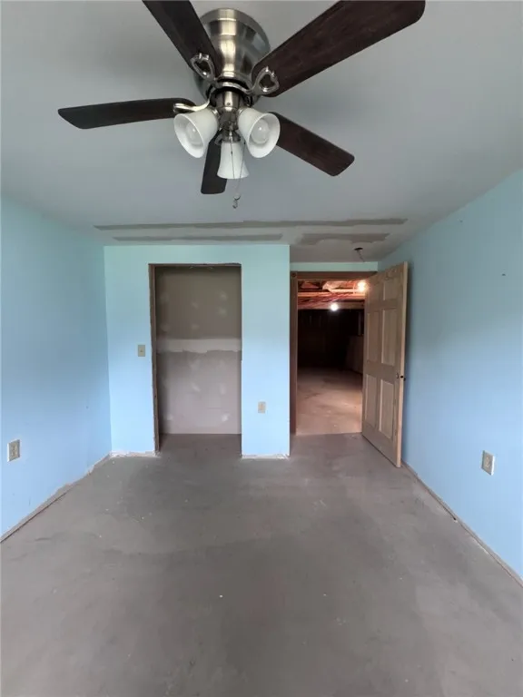 925 East Honeoye Street, Shinglehouse, Pennsylvani, Shinglehouse, Pennsylvania 16748, 4 Bedrooms Bedrooms, 11 Rooms Rooms,3 BathroomsBathrooms,Residential,For Sale,925 East Honeoye Street, Shinglehouse, Pennsylvani,0,R1645534