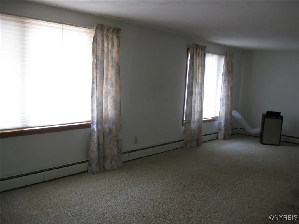 11090 Westwood Road, Alden, New York 14004, Alden, New York 14004, 3 Bedrooms Bedrooms, 7 Rooms Rooms,1 BathroomBathrooms,Residential,For Sale,11090 Westwood Road, Alden, New York 14004,0,B1648581