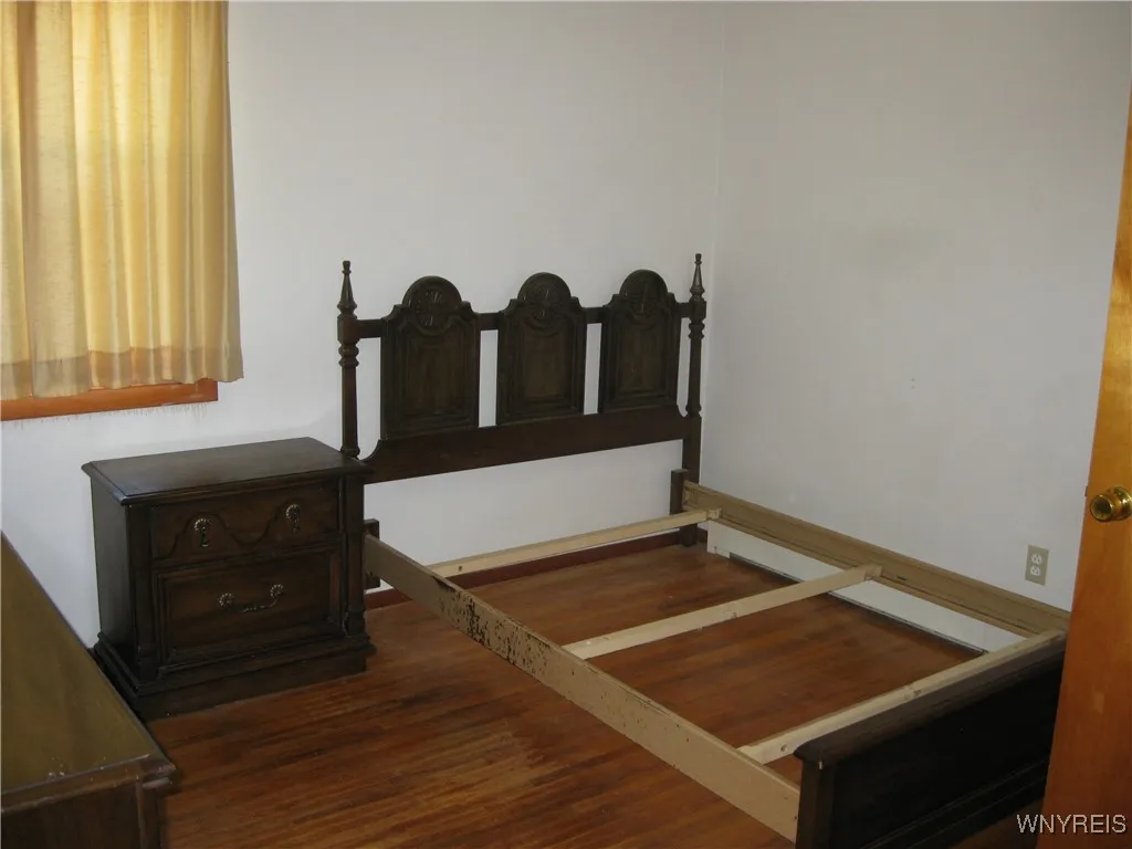 11090 Westwood Road, Alden, New York 14004, Alden, New York 14004, 3 Bedrooms Bedrooms, 7 Rooms Rooms,1 BathroomBathrooms,Residential,For Sale,11090 Westwood Road, Alden, New York 14004,0,B1648581