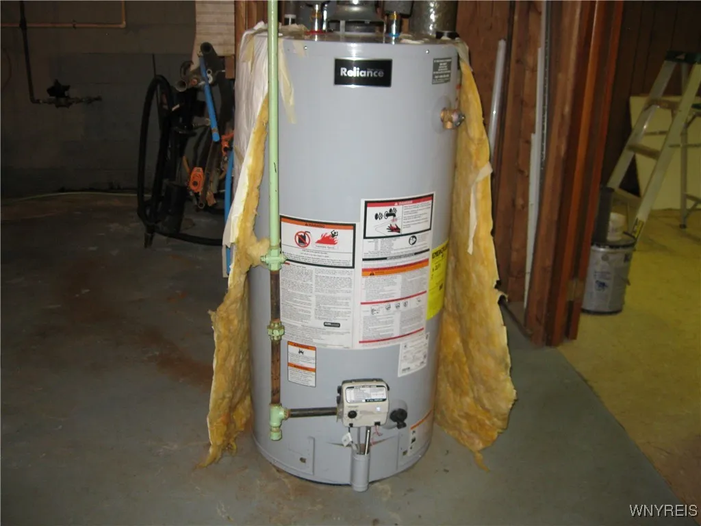 11090 Westwood Road, Alden, New York 14004, Alden, New York 14004, 3 Bedrooms Bedrooms, 7 Rooms Rooms,1 BathroomBathrooms,Residential,For Sale,11090 Westwood Road, Alden, New York 14004,0,B1648581