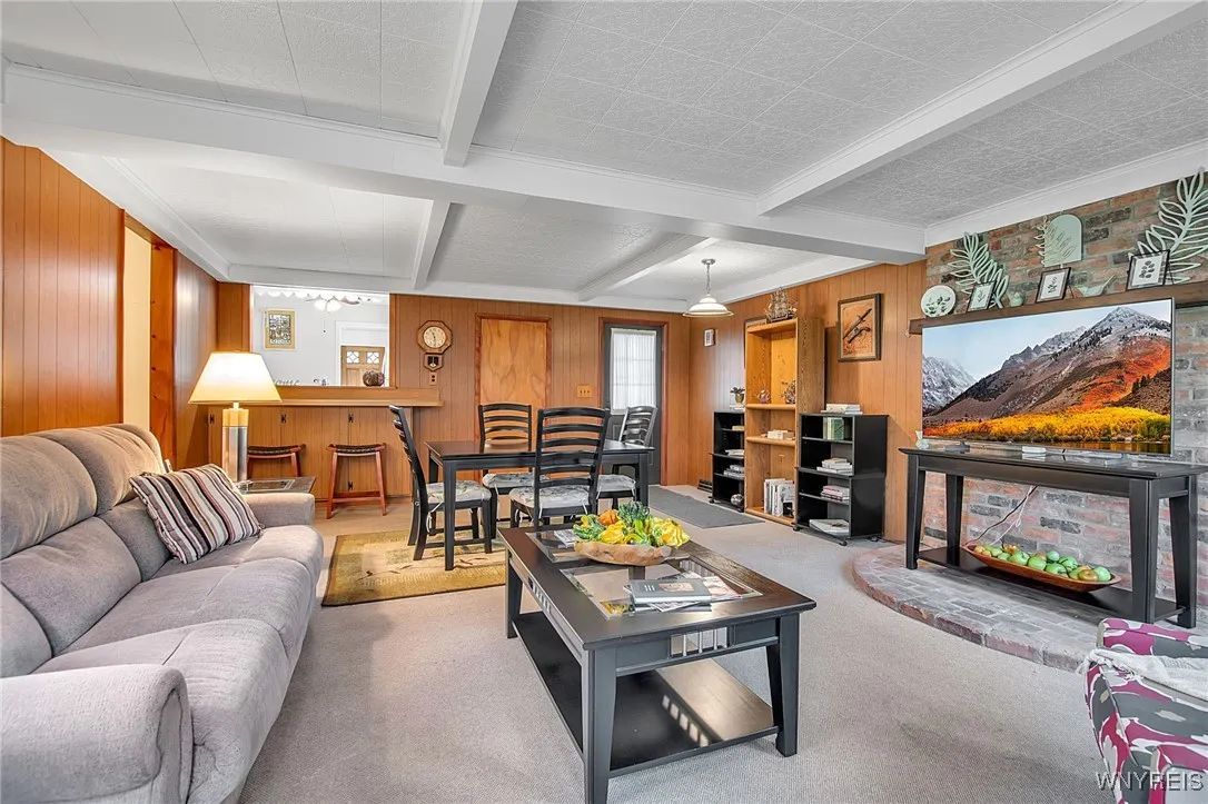 4570 Christian Dr, Clarence, New York 14031, Clarence, New York 14031, 3 Bedrooms Bedrooms, 6 Rooms Rooms,1 BathroomBathrooms,Residential,For Sale,4570 Christian Dr, Clarence, New York 14031,0,B1648699