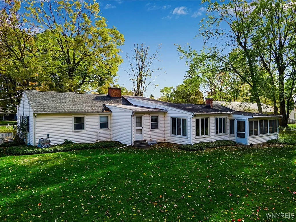 4570 Christian Dr, Clarence, New York 14031, Clarence, New York 14031, 3 Bedrooms Bedrooms, 6 Rooms Rooms,1 BathroomBathrooms,Residential,For Sale,4570 Christian Dr, Clarence, New York 14031,0,B1648699